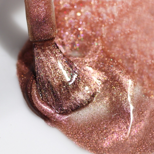 Uus! kur Shimmering Nail Highlighter Molten